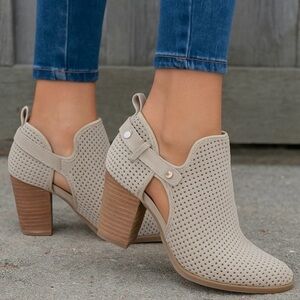 Franco Sarto Dale 2 Bohemian, Taupe, Block Heel, Comfort Bootie Women's Size 8